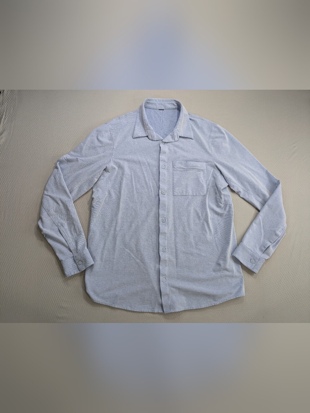 Lululemon Shirt Mens Large L/S Button Up Oxford Blue Stretch Pocket Commission